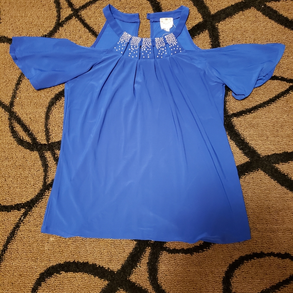 Cold shoulder blouse